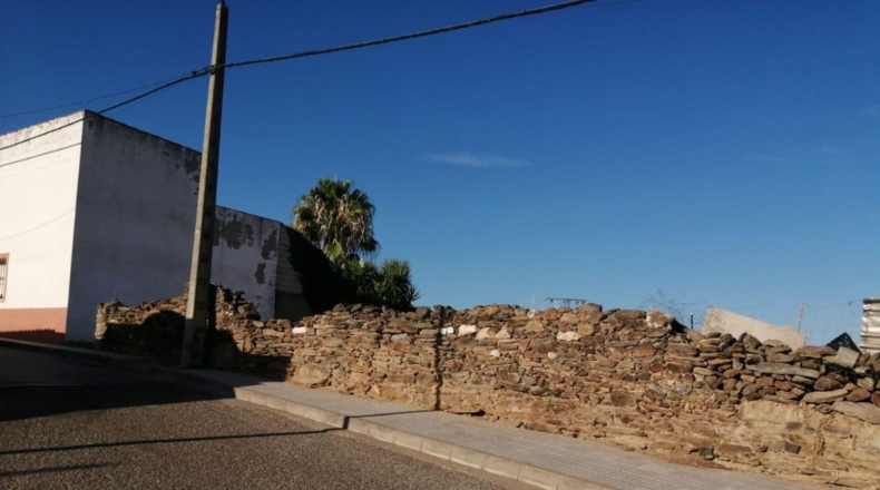Badajoz - San Rafael de Olivenza - 723m2