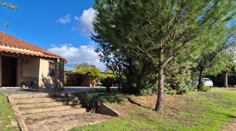 Badajoz - Río Caya - 5000m2