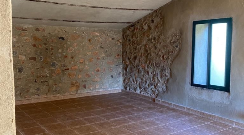 Cáceres - Valencia de Alcántara - 2500m2