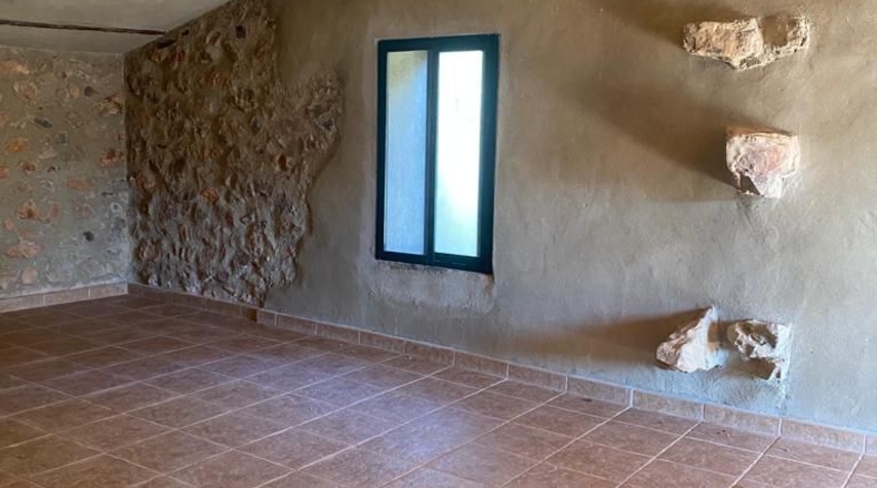 Cáceres - Valencia de Alcántara - 2500m2