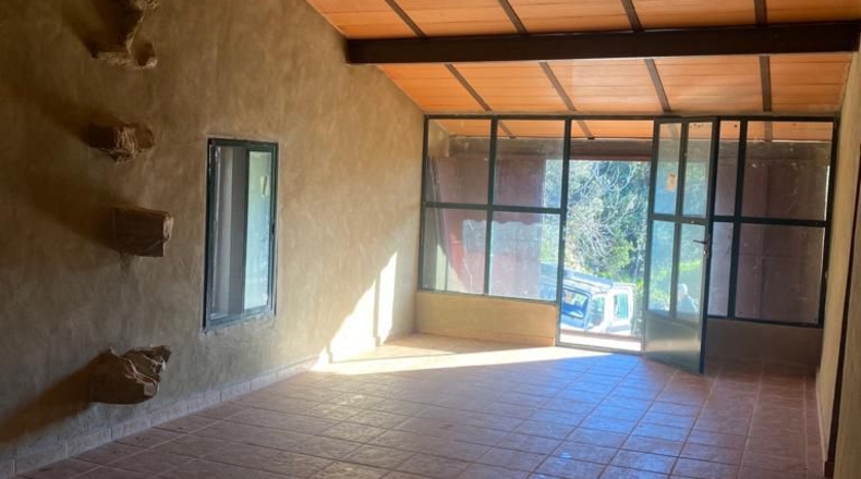 Cáceres - Valencia de Alcántara - 2500m2