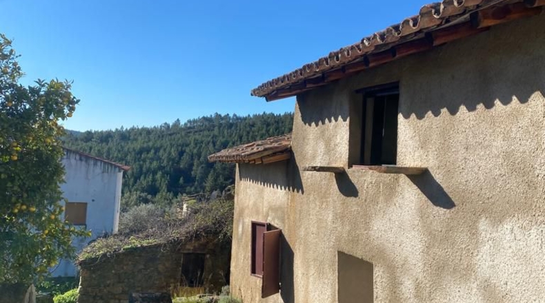 Cáceres - Valencia de Alcántara - 2500m2