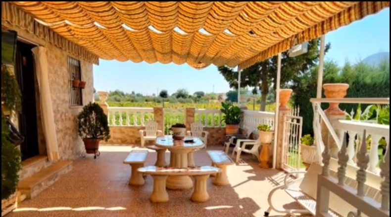Badajoz - Mérida - 2990m2