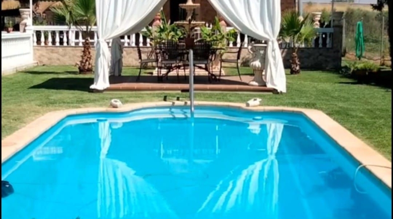 Badajoz - Mérida - 2990m2