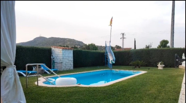 Badajoz - Mérida - 2990m2