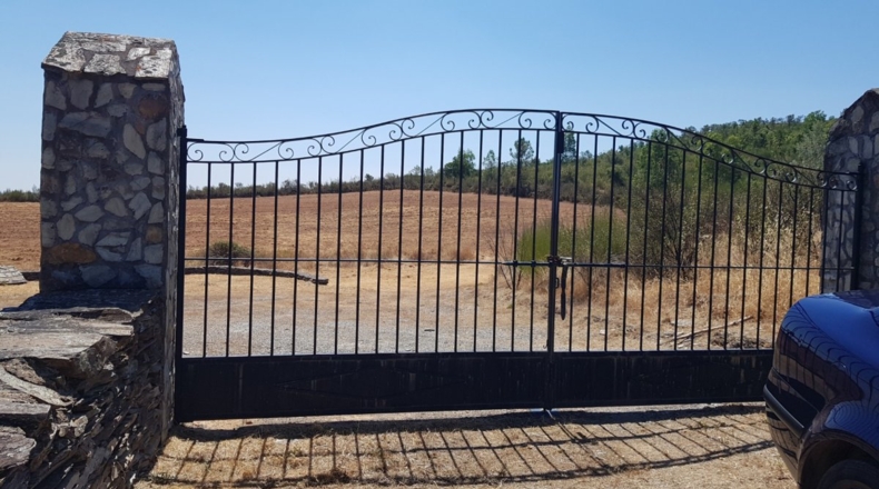 Badajoz - La Codosera - 23330m2