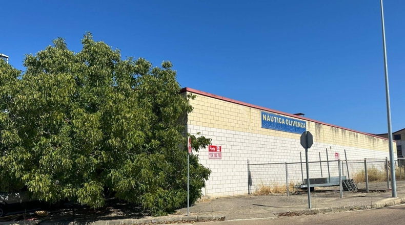 Badajoz - Olivenza - 490m2