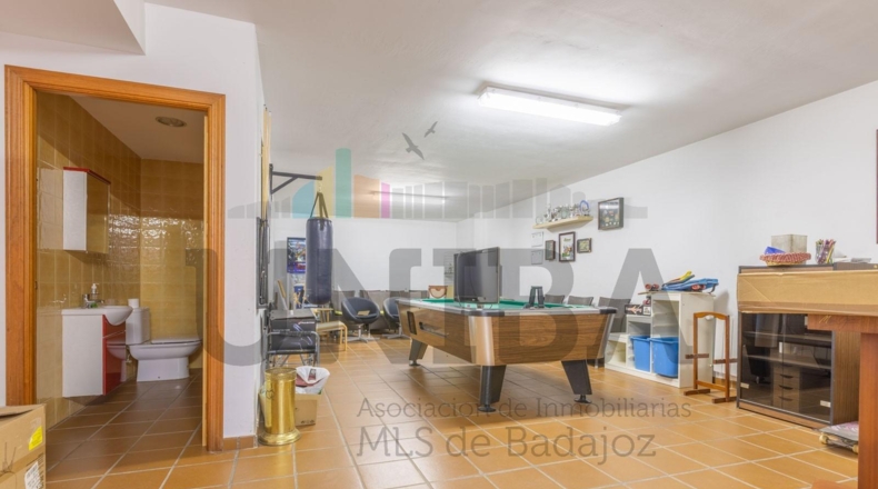Badajoz - Badajoz - 1055m2