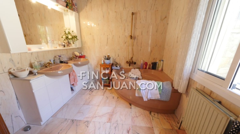 Alicante - Campello - 1400m2