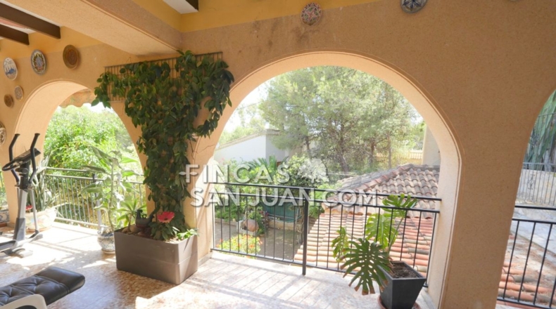 Alicante - Campello - 1400m2