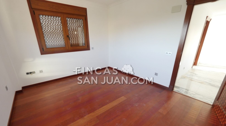 Alicante - Campello - 895m2