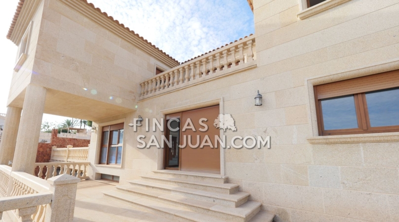 Alicante - Campello - 895m2