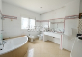 Xalet independent amb terreny en venda a Sant Joan d'Alacant ref.: TR251676 foto
