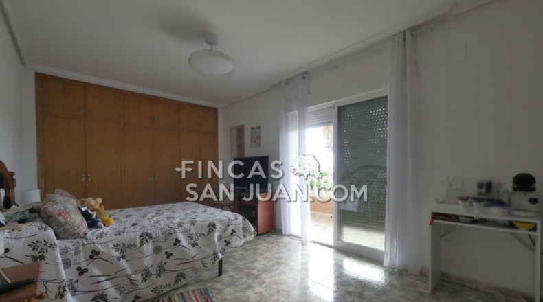 Alicante - Mutxamel - 1039m2