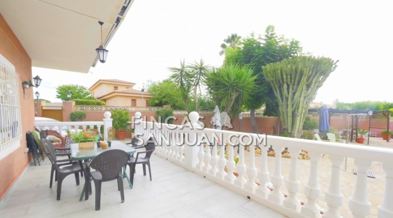 Alicante - Mutxamel - 1039m2