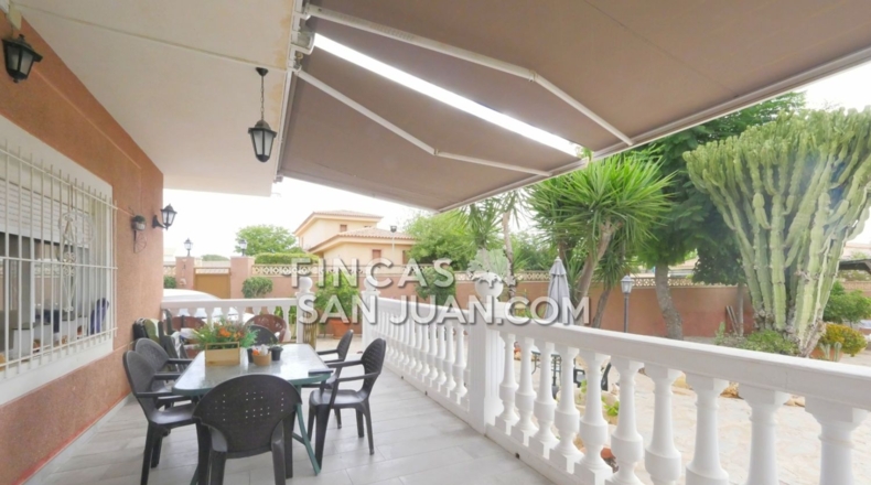 Alicante - Mutxamel - 1039m2