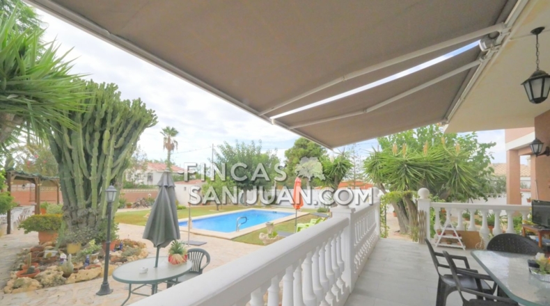 Alicante - Mutxamel - 1039m2