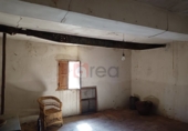 Chalet independiente con terreno en venta en Villalba de la Sierra ref: TR77204 foto