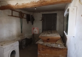 Chalet independiente con terreno en venta en Villalba de la Sierra ref: TR77204 foto