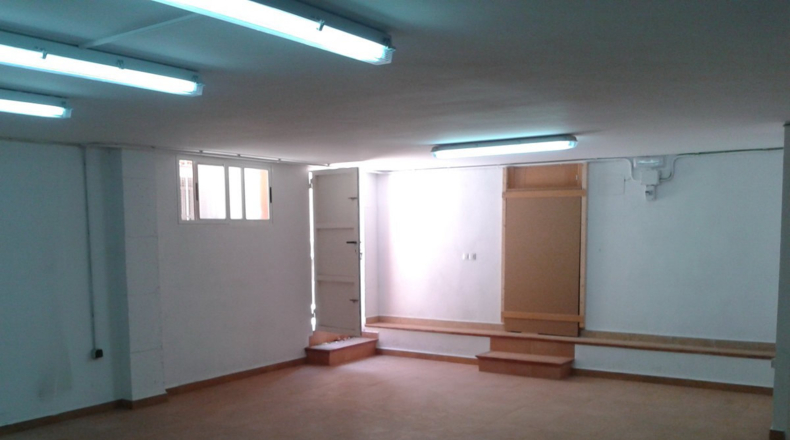 Castellón - Grupo San Cristóbal - 360m2