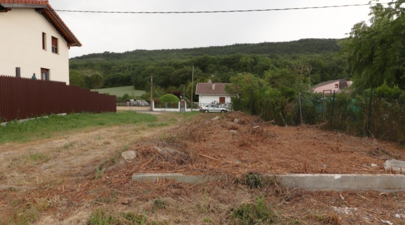 Burgos - Franco - 900m2