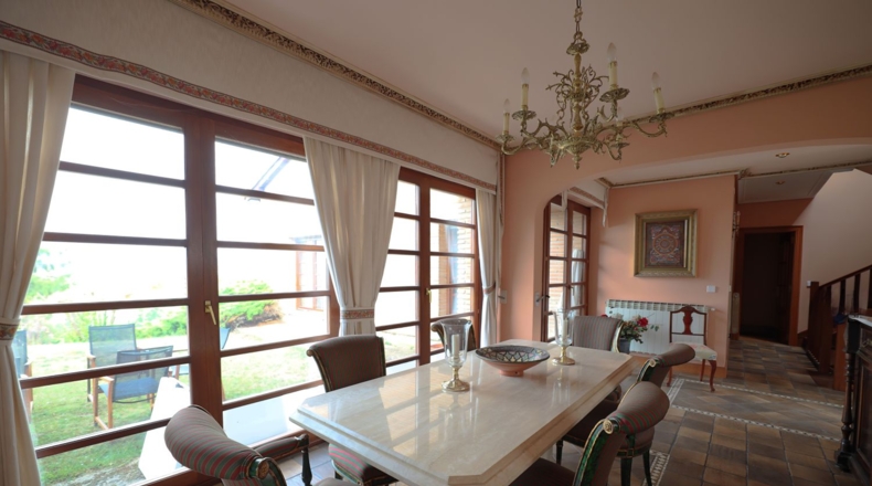 Álava - Elburgo - 1570m2
