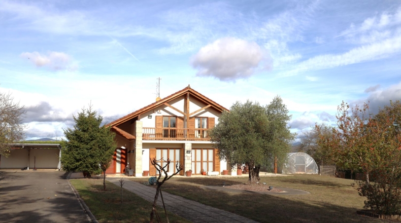 Álava - Vitoria - 1900m2