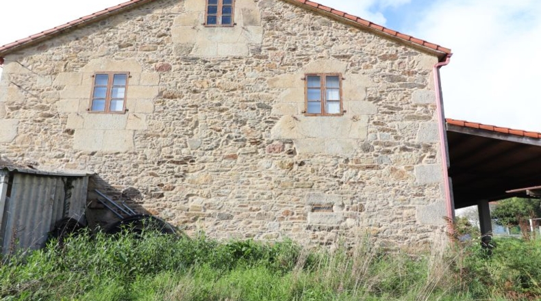 Pontevedra - O Curro - 11000m2