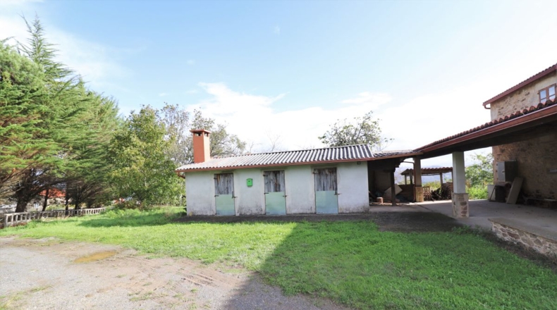 Pontevedra - O Curro - 11000m2