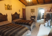 Chalet independiente con terreno en venta en Ondátegui ref: TR208616 foto