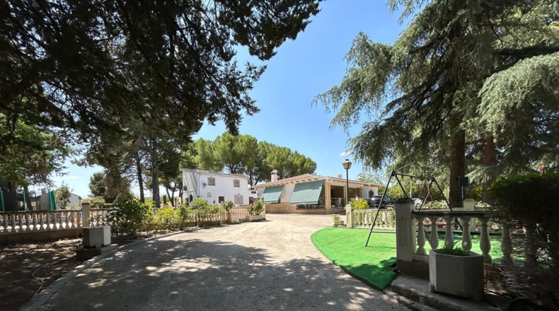 Ciudad Real - Alcolea de Calatrava - 8700m2