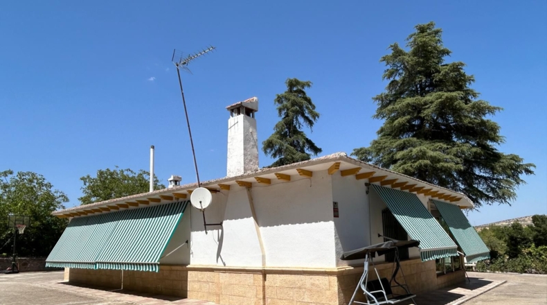 Ciudad Real - Alcolea de Calatrava - 8700m2