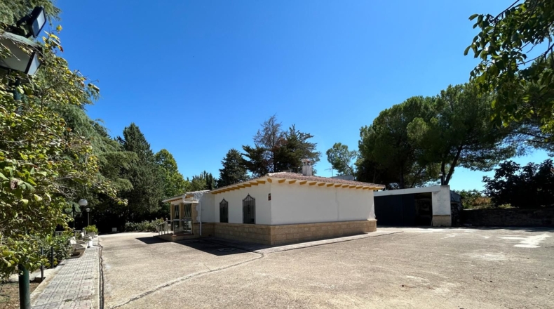 Ciudad Real - Alcolea de Calatrava - 8700m2