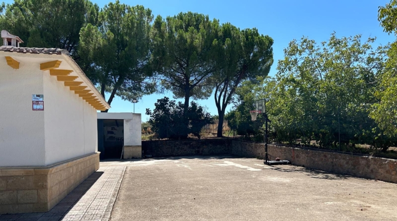 Ciudad Real - Alcolea de Calatrava - 8700m2