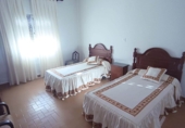 Chalet independiente con terreno en venta en Ciudad Real ref: TR251691 foto
