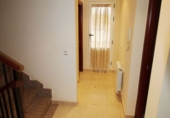 Chalet adosado con terreno en venta en Poblete ref: TR285777 foto