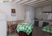 Отдельно стоящий дом с участком на продажу в городе Альмагро. Фото