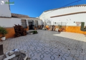 Casa de pueblo en venta en Fernán Caballero ref: TR76052 foto
