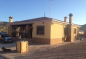 Xalet independent amb terreny en venda a Montfort ref.: TR55612 foto
