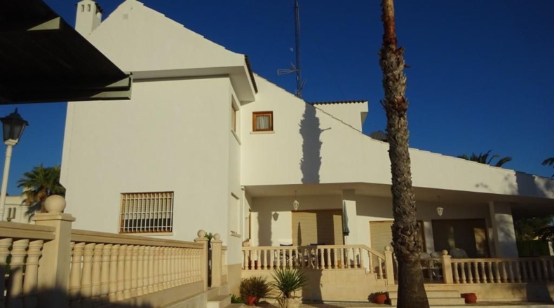 Alicante - Monforte del Cid - 1100m2