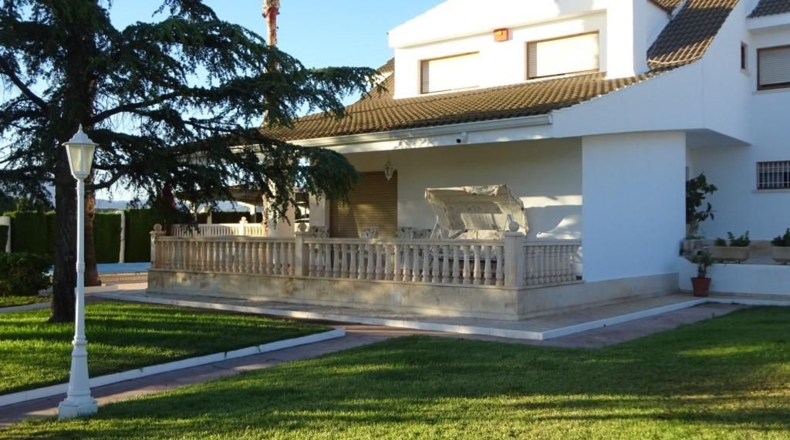 Alicante - Monforte del Cid - 1100m2