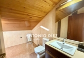 Отдельно стоящий дом с участком на продажу в городе Aspe. Фото