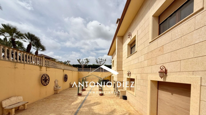 Alicante - Aspe - 501m2