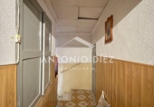 Дом с участком на продажу в городе Aspe. Фото