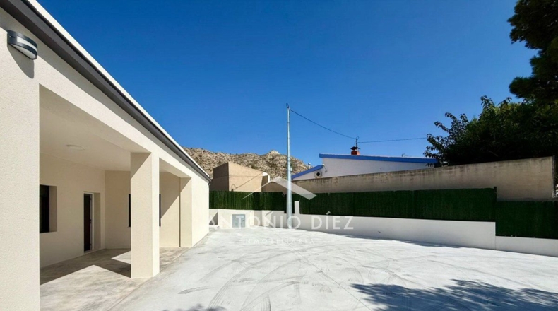Alicante - Aspe - 3171m2