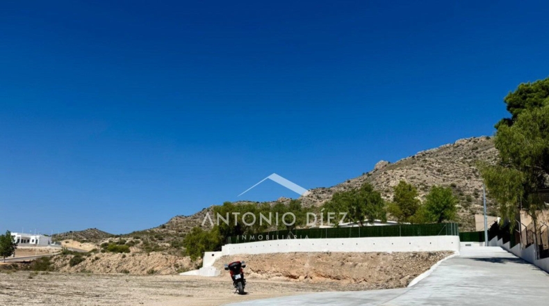 Alicante - Aspe - 3171m2