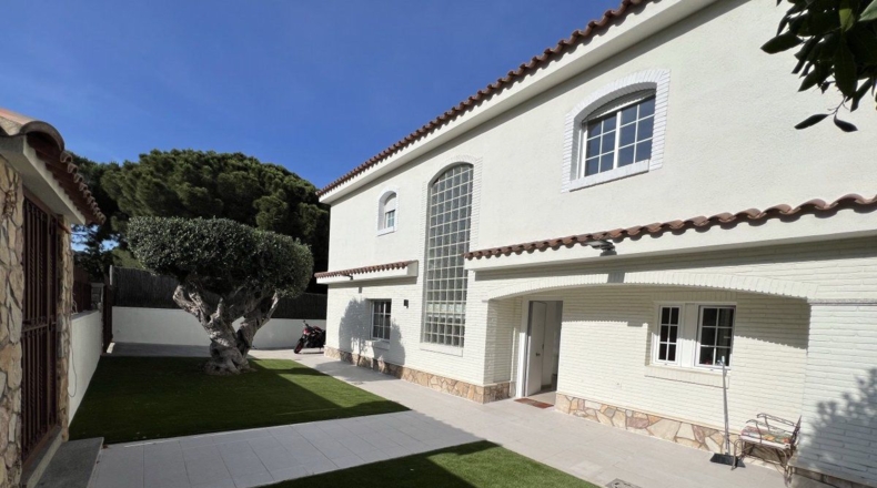 Barcelona - Premià de Dalt - 364m2