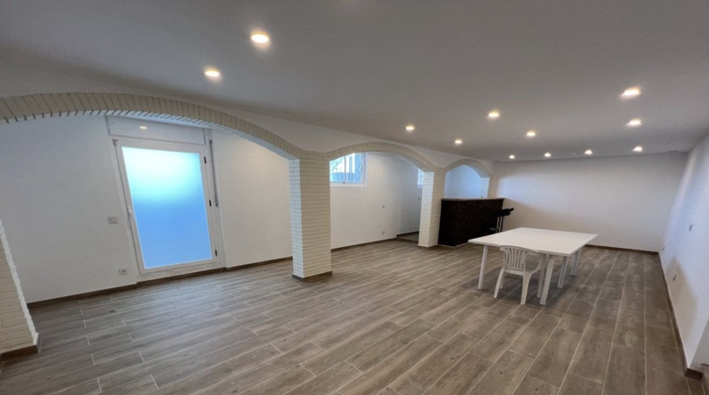 Barcelona - Premià de Dalt - 364m2