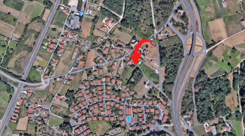 La Coruña - A Igrexa - 1600m2
