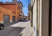 Дом с участком на продажу в городе Ulldecona Фото